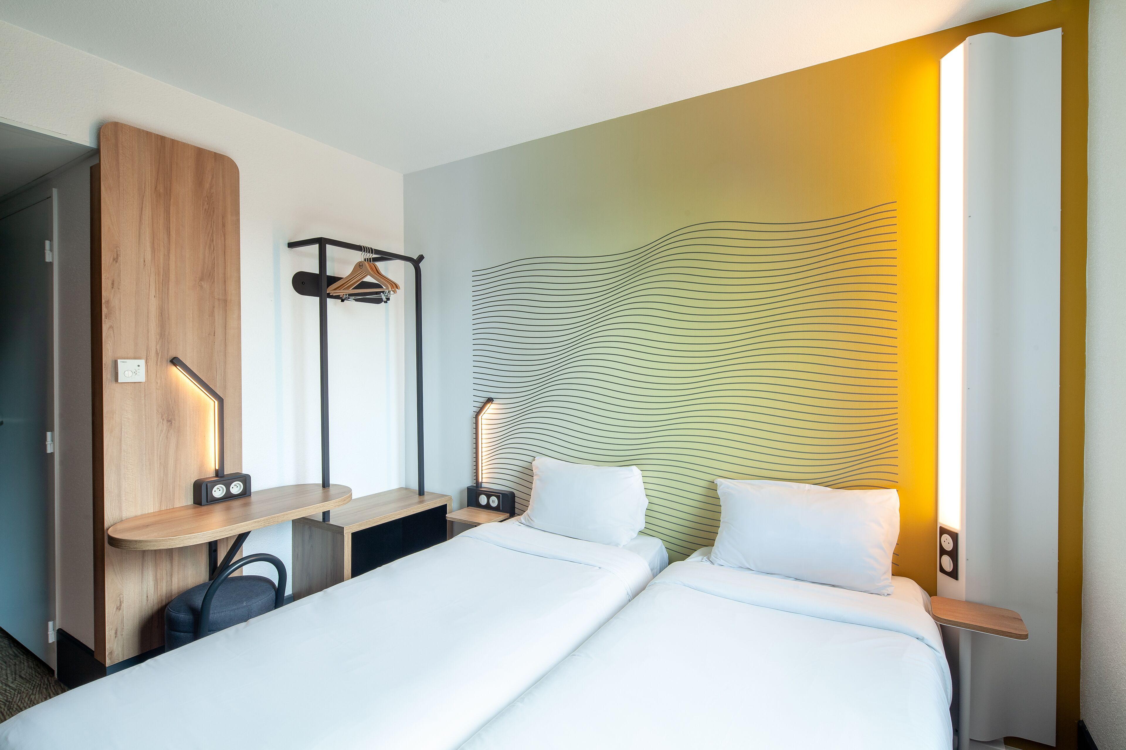 Porte Des Lilas Hotel