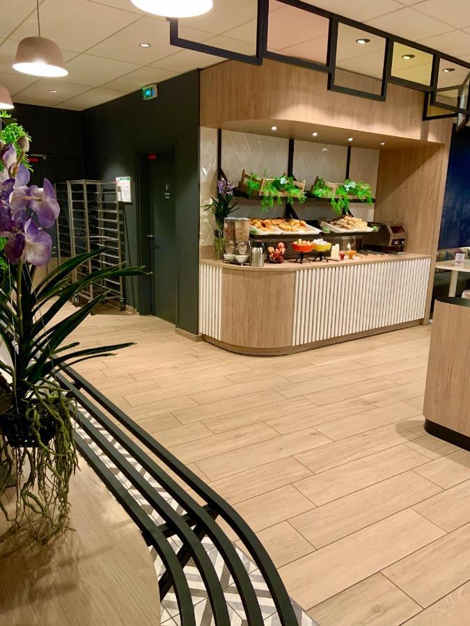 Porte Des Lilas 2* Paris