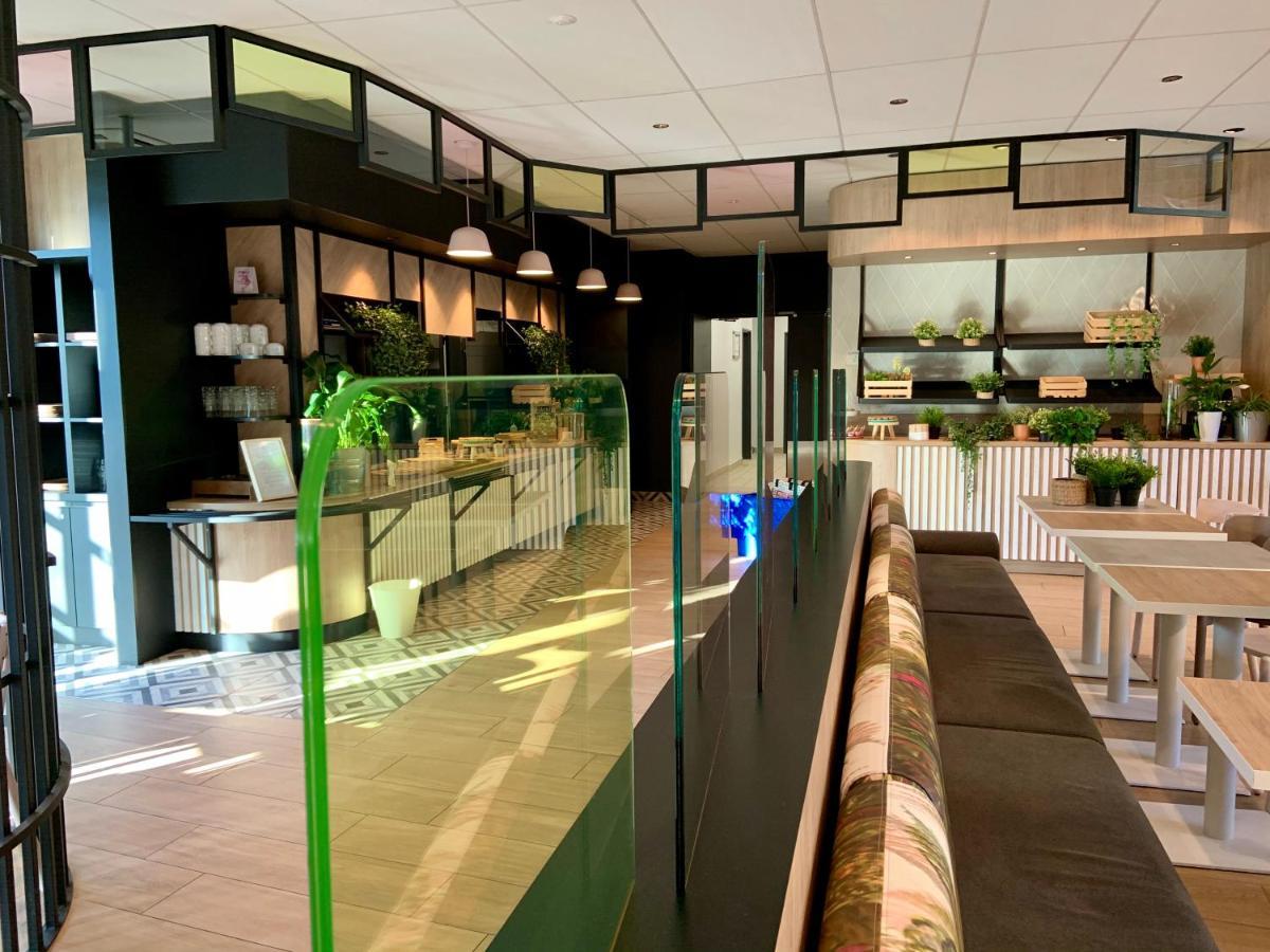 Porte Des Lilas Hotel