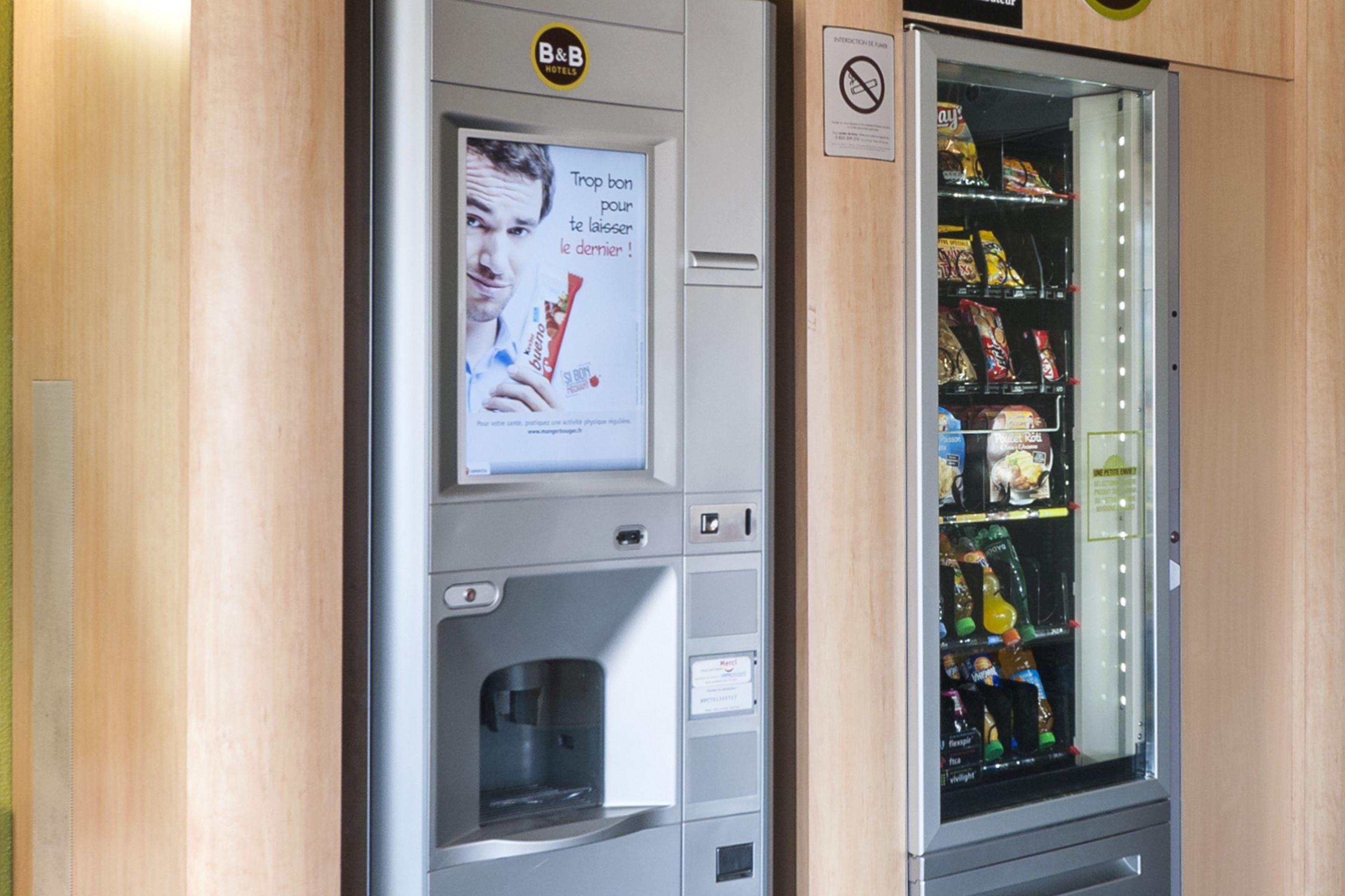 Porte Des Lilas Hotel Paris