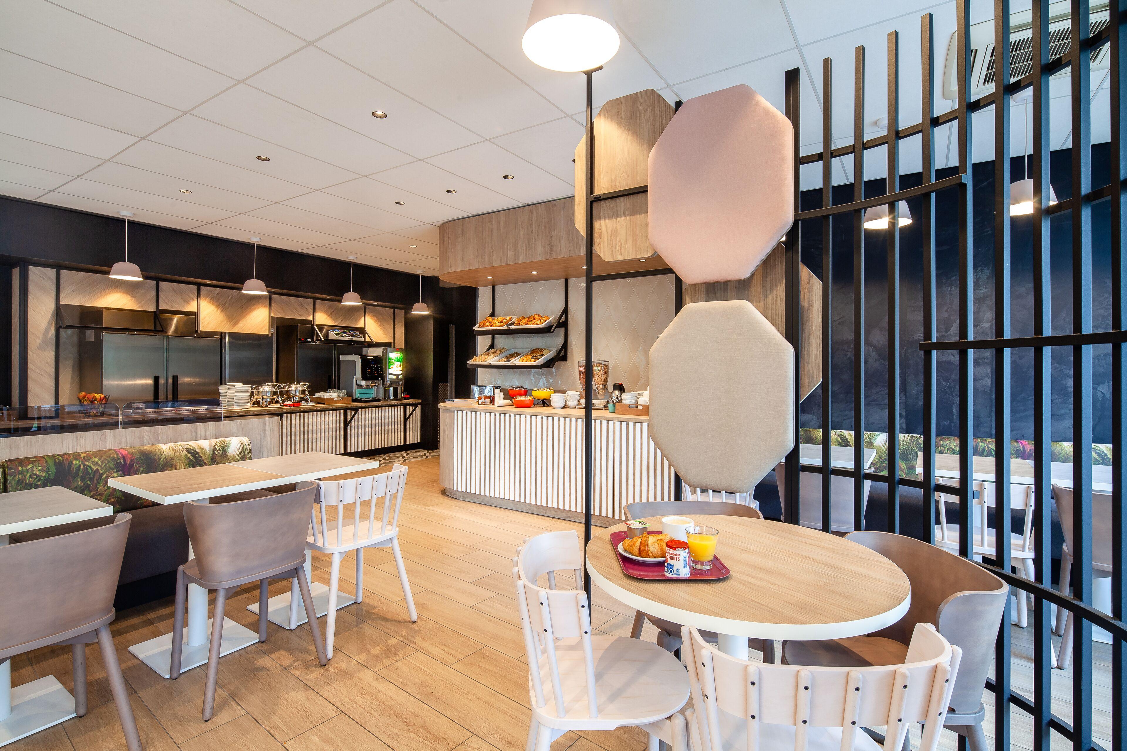 Porte Des Lilas Paris