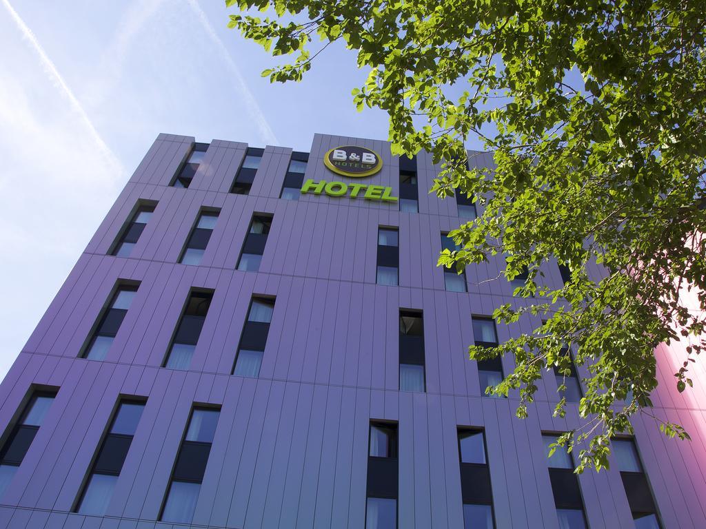 Hotel Porte Des Lilas 2*