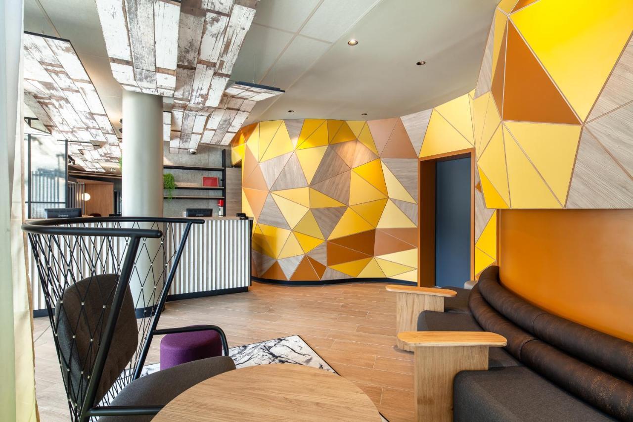 Porte Des Lilas Paris